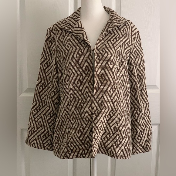 Chico's Jackets & Blazers - CHICOS Women’s 3/4 Sleeve Cream w/ Brown Print Textured Blazer Jacket